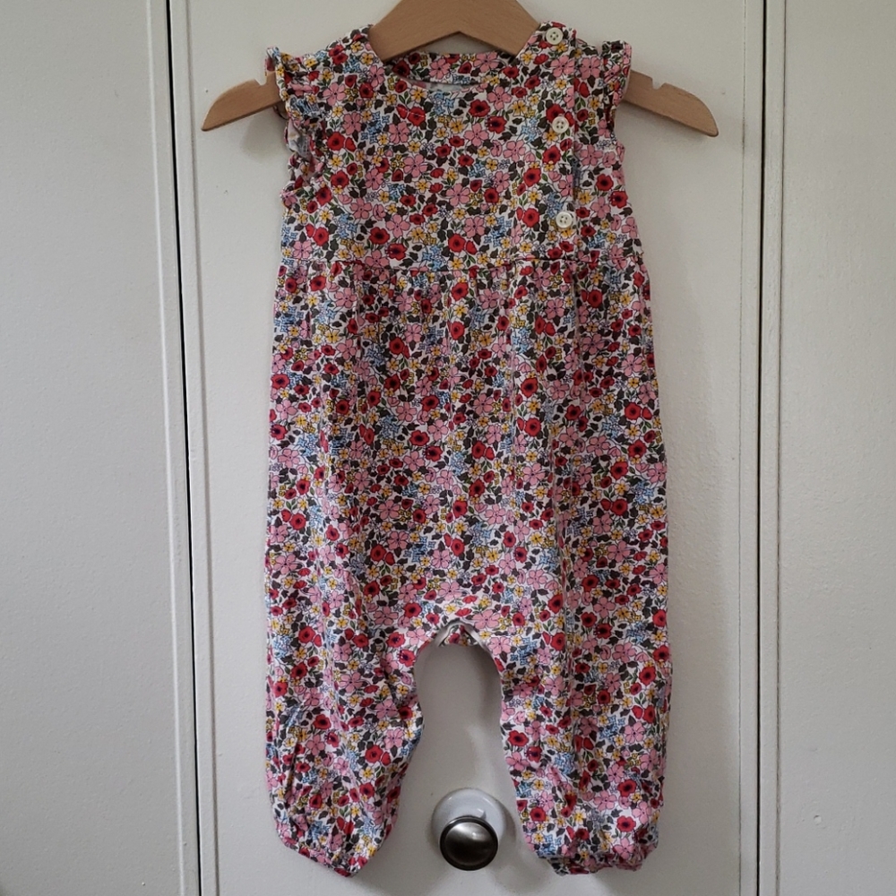 Baby Gap floral print romper 6-12 mos